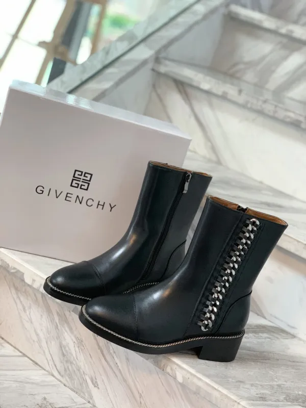 ジバンシー靴コピー 2020新品注目度NO.1 GIVENCHY レディース ブーツ