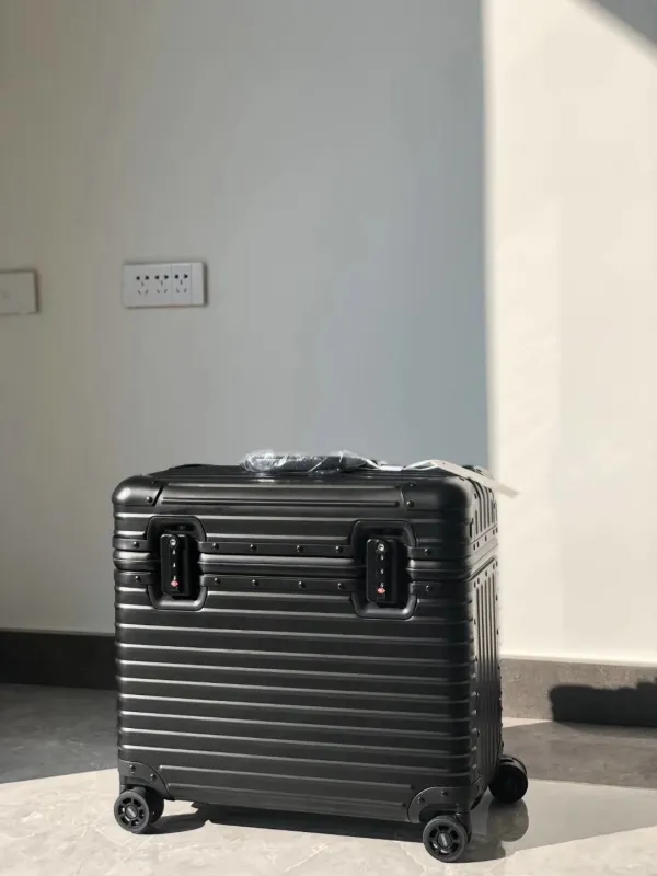 リモワコピー 大人気2020新品 RIMOWA 男女兼用 スーツケース