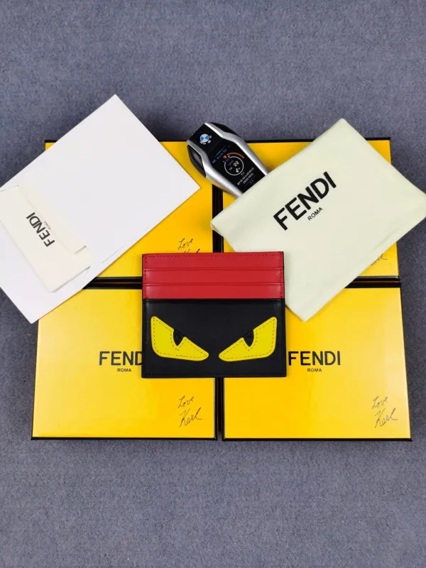 フェンディ財布コピー 2021新品注目度NO.1 FENDI メンズ 財布