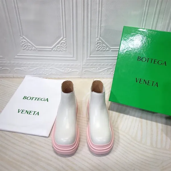 ボッテガヴェネタ靴コピー 2022新品注目度NO.1 Bottega Veneta レディース ブーツ